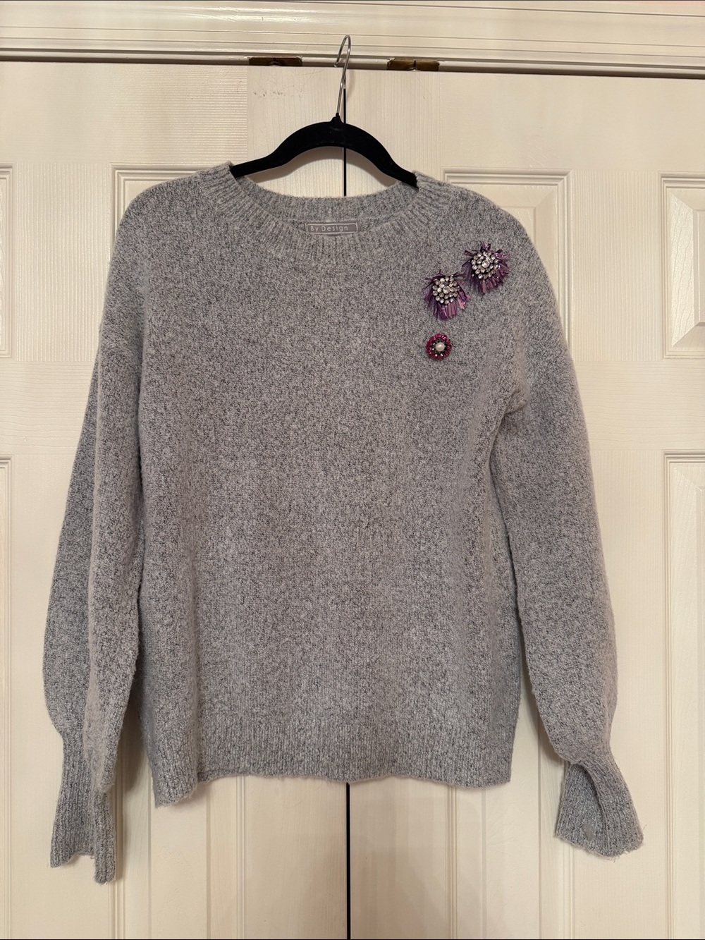 Women's Light Gray Crewneck Sweater with Decorative Purple Brooches